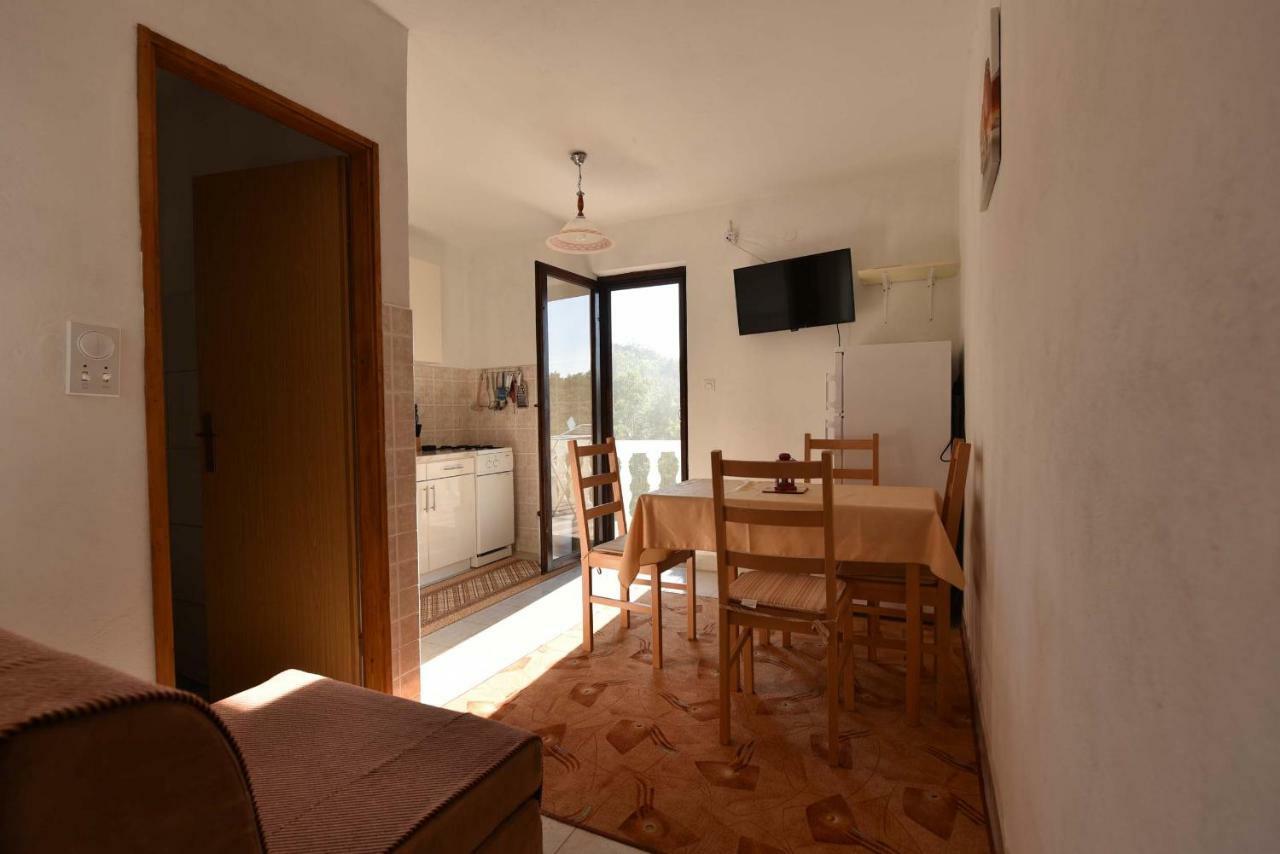 Apartmani Marko Gdinj Exterior foto